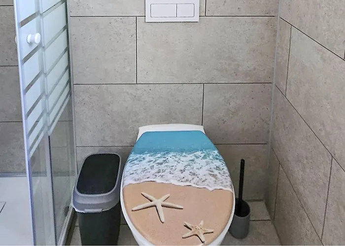 Cozy In With Wifi 아파트 비르