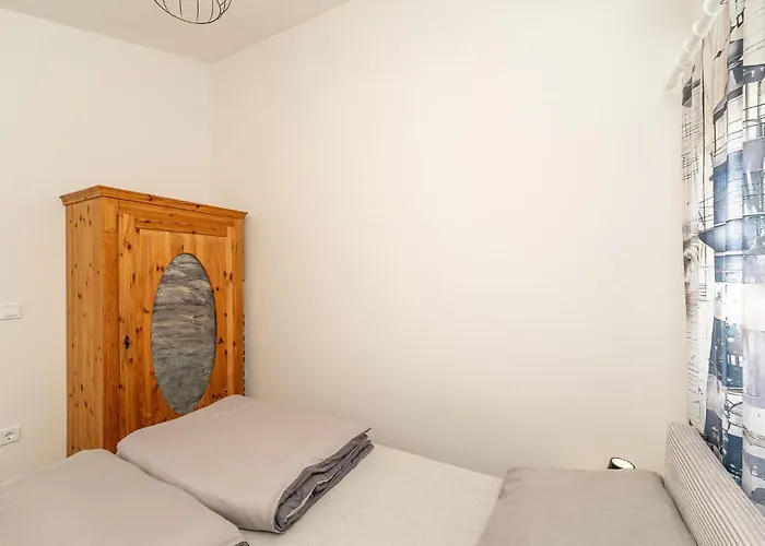 Cozy In With Wifi Appartamento Vir