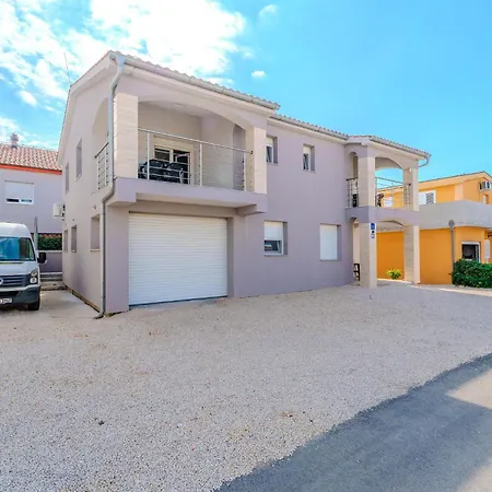 Cozy In With Wifi Apartment